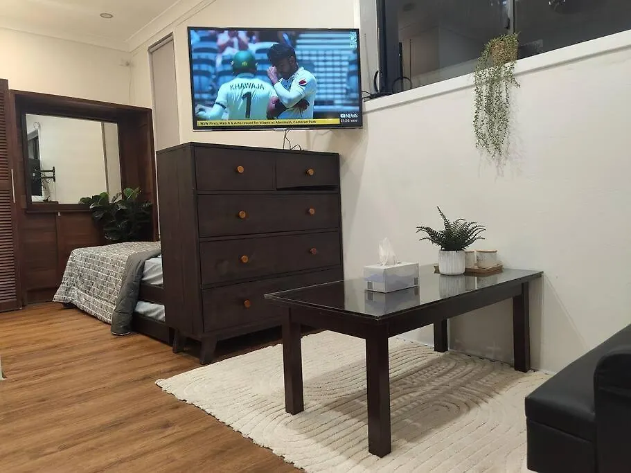 Διαμέρισμα Private Short-Long Stay Smart Moden Studio Jamboree Heights Αυστραλία